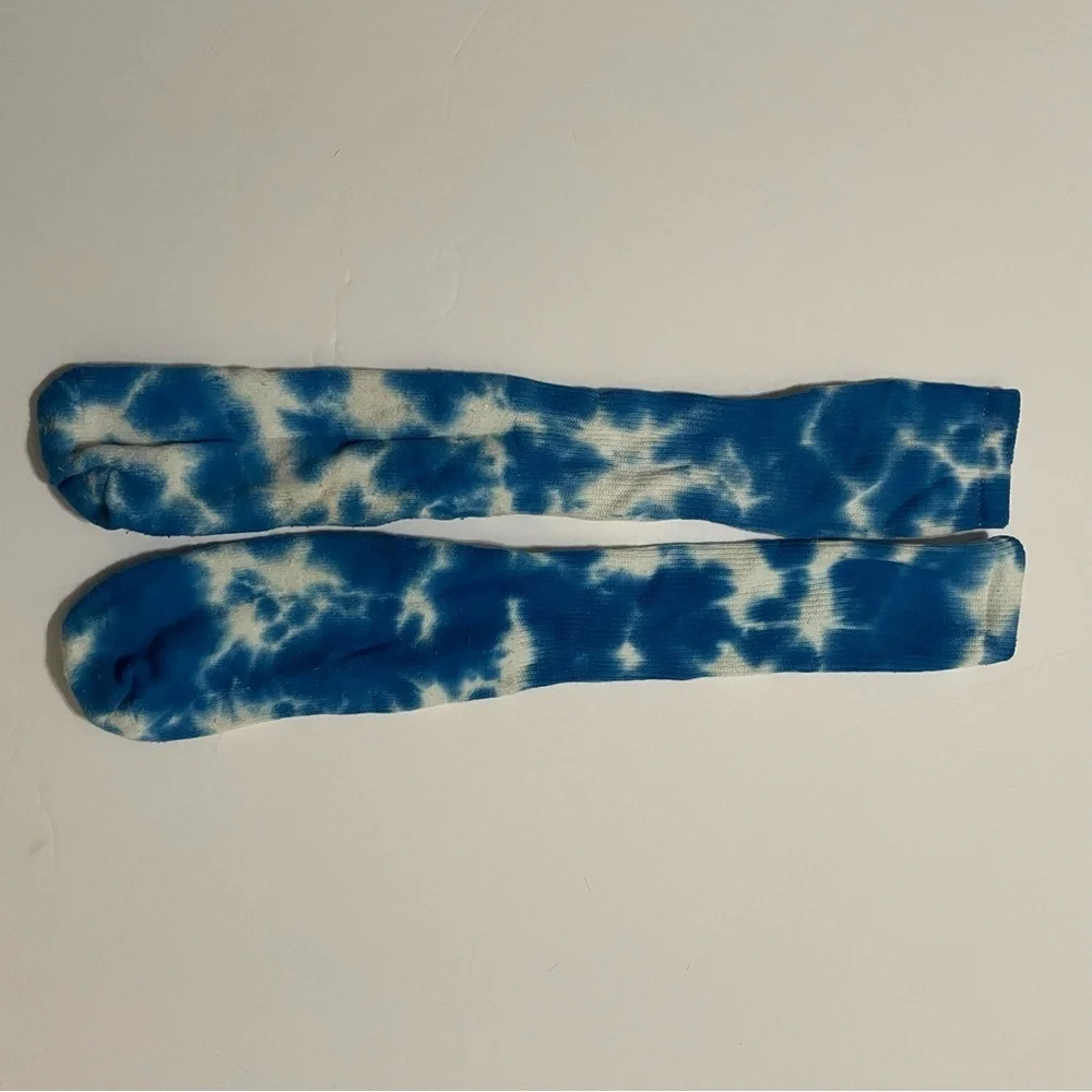 Woman’s Blue and White Tie-Dye Soccer Socks